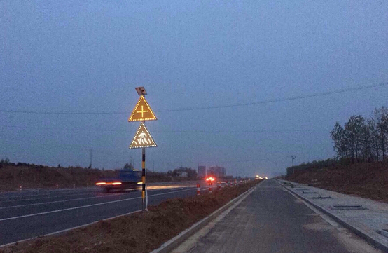 農村公路信息化、安全化，當從標志設施抓起>>