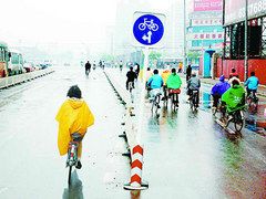 紅燈停 綠燈行 該如何通過交通信號燈