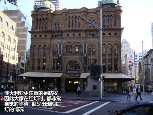 紅燈停 綠燈行 該如何通過交通信號燈