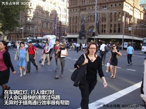 2013新規下該如何通過交通信號燈